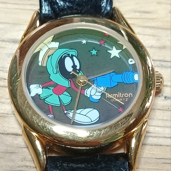 X Looney Tunes Marvin the Martian MOOD dial watch gold tone case 3 hand move - Picture 3 of 15